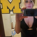 Sexy Escort in Sterling Heights