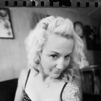 Sunshine db.home.ad.location.escort