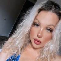 Kenzie db.home.ad.location.escort