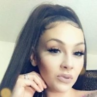 Lia db.home.ad.location.escort