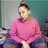 Lorna db.home.ad.location.escort