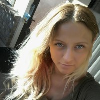Yana db.home.ad.location.escort