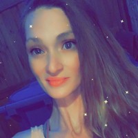 Lilly db.home.ad.location.escort