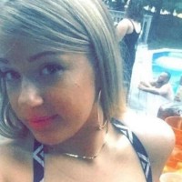 Arianna db.home.ad.location.escort