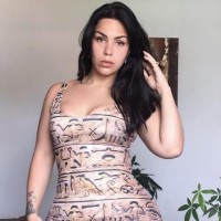 Holly db.home.ad.location.escort