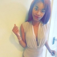 Simmone db.home.ad.location.escort