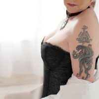 Becca db.home.ad.location.escort