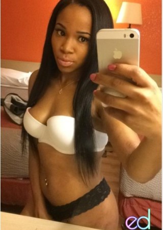 Riverside | Escort Chanel-19-1469776-photo-2