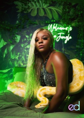 Reading | Escort Leveau-29-1493100-photo-1