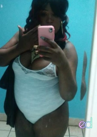 Milwaukee | Escort Leslie-33-1485206-photo-1