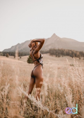 Centennial | Escort Ava-22-1476994-photo-1