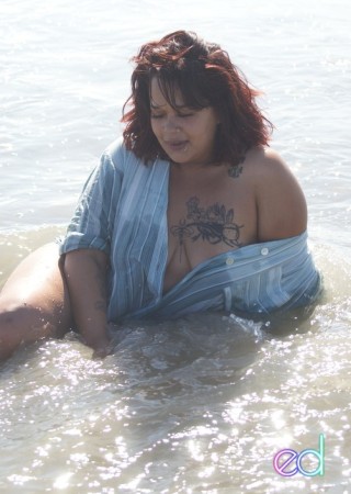 Compton | Escort Roxie-22-1476682-photo-2