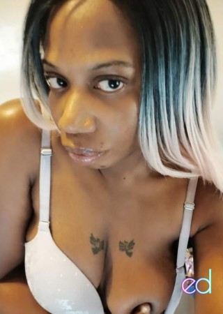 Reading | Escort Megan-30-1493090-photo-6