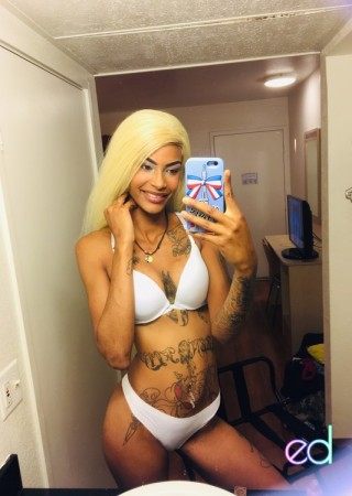 Elgin | Escort Petite-22-1478129-photo-2