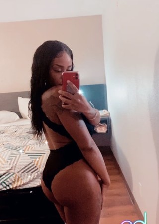 Hampton | Escort Jordan-26-1478894-photo-1
