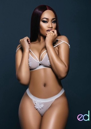 Kansas City | Escort DOLLY-24-1471696-photo-1