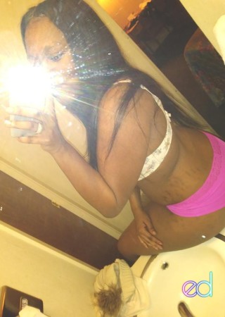 Renton | Escort LONDON-1469225-photo-2