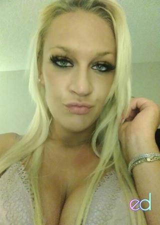 Des Moines | Escort Amber-25-1472191-photo-1