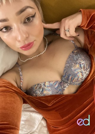 Salem | Escort Violet-24-1476335-photo-1
