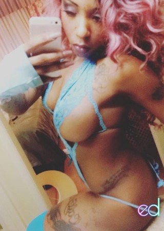 Lexington | Escort Davine-24-1471076-photo-3