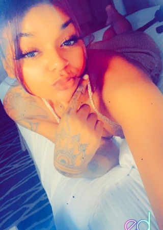 Chino | Escort Lena-22-1479129-photo-1