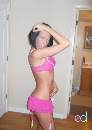 Louisville | Escort Carlee-27-1472146-photo-1