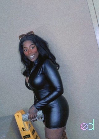 Rialto | Escort Shana-23-1489147-photo-3