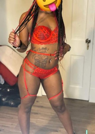 Cedar Rapids | Escort China-22-1476629-photo-2