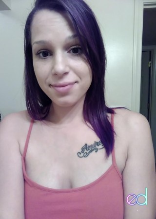 Louisville | Escort Selena-22-1469108-photo-1