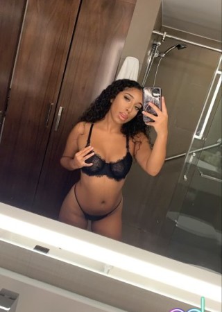 Frederick | Escort Cherry-18-1478285-photo-1