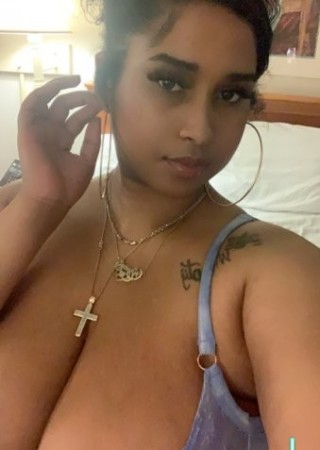 Salem | Escort Rehgan-23-1476340-photo-1