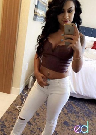 Des Moines | Escort Alexis-19-1472189-photo-4