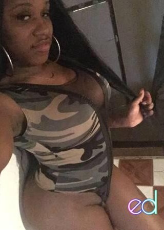 Virginia Beach | Escort Courtney-23-1468974-photo-4