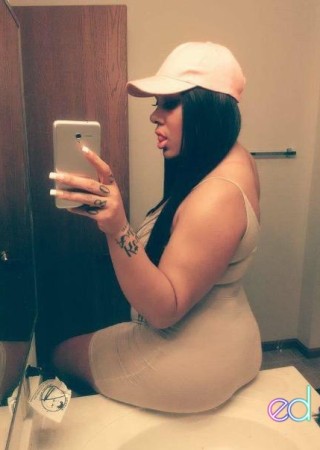 Milwaukee | Escort REAL DEAL-23-1469341-photo-1