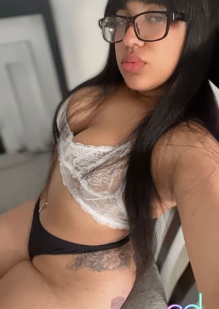 Caro | Escort Awilda-22-1513703-photo-1