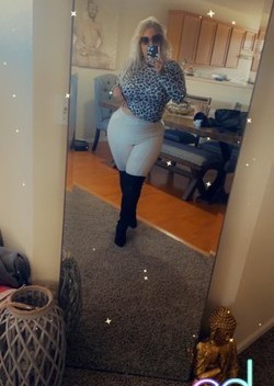 Thornton | Escort CINDY-28-1489890-photo-4