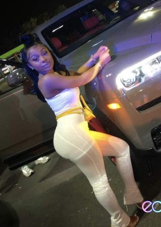 Lincoln | Escort Jade-24-1472971-photo-1