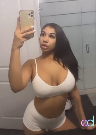 Cambridge | Escort Persian-20-1476805-photo-3