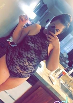 Globe | Escort Katie-26-1513269-photo-1