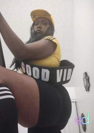 Virginia Beach | Escort Lola-26-1485665-photo-2