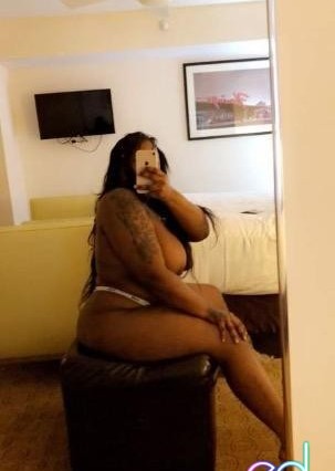 Visalia | Escort Cece-23-1488040-photo-1