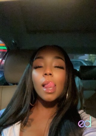 California | Escort RubysAreRedd-25-1512727-photo-2