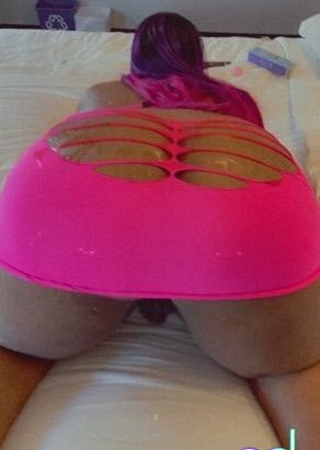 Virginia Beach | Escort MERCEDES-27-1485677-photo-2