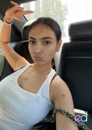 Riverview | Escort CYNDY-25-1521495-photo-3