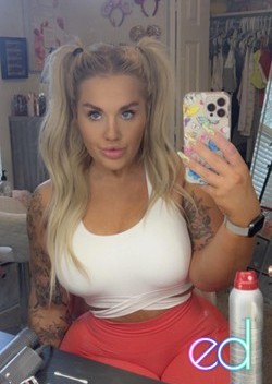 Sandy | Escort Chrissy-25-1494072-photo-5