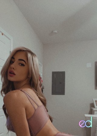 Lowell | Escort Britteny-25-1486735-photo-5