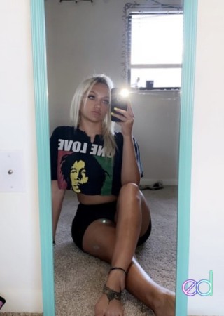 Pembroke Pines | Escort Delanie-23-1492785-photo-3