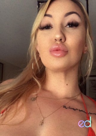 Surprise | Escort Blondie-25-1487919-photo-5