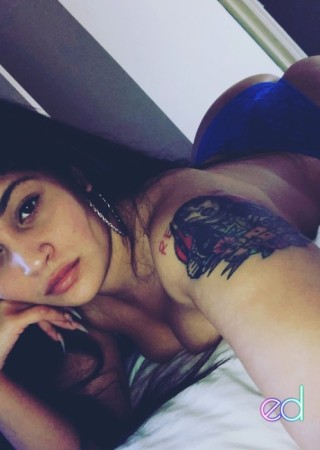 Garner | Escort Redrumrose-25-1497522-photo-1