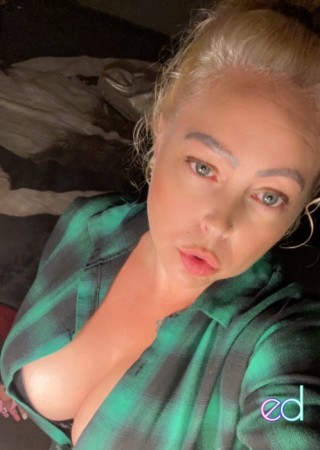 California | Escort JulieJewelz-35-1494677-photo-1